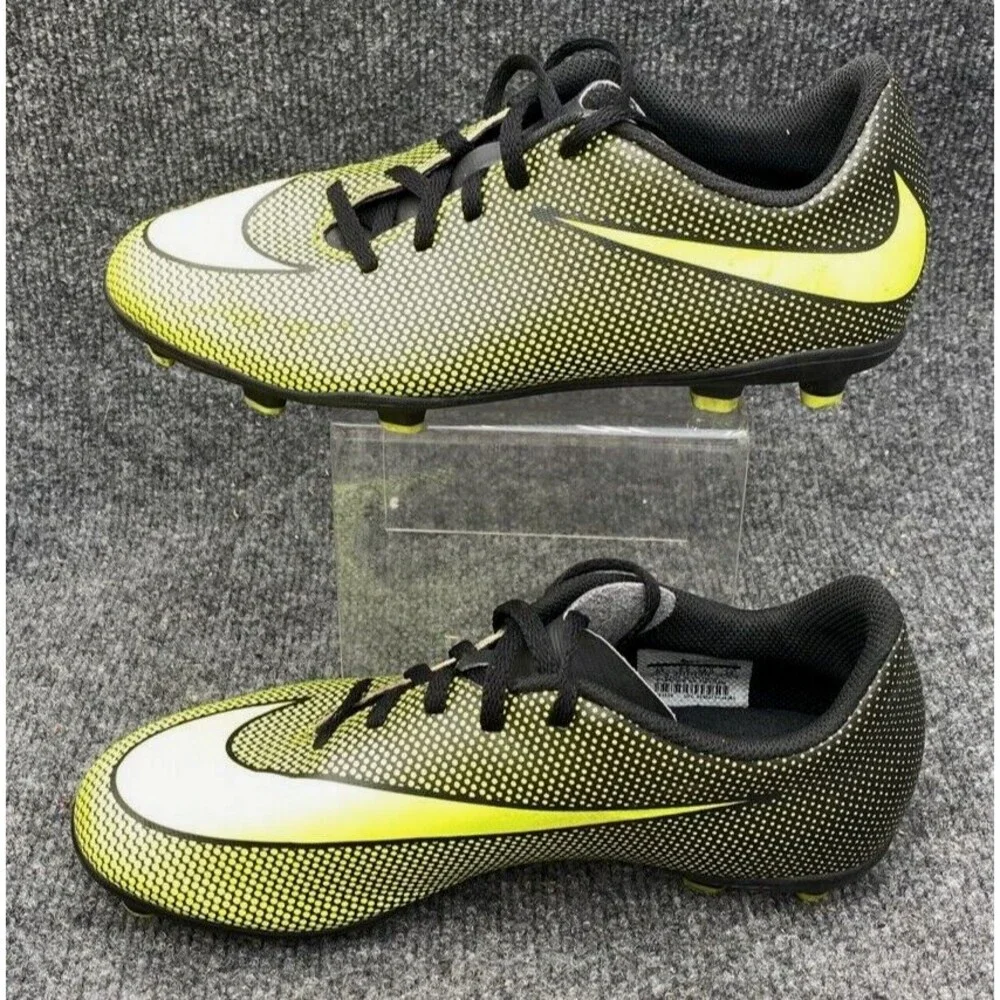 Nike Jr Bravata II FG Soccer Cleats Black Volt Yellow 844442-070 Youth 6Y